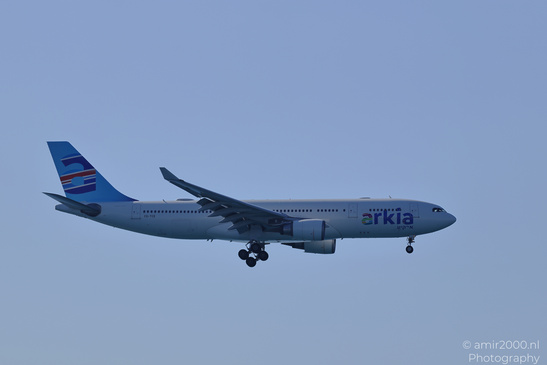Arkia_Israeli_Airlines_Airbus_A330-203_CS-TCE_Landing_In_Larnaca_Cyprus_Aviation_Photography_Canon_EOS_R5_Mark_II_2026_005.JPG