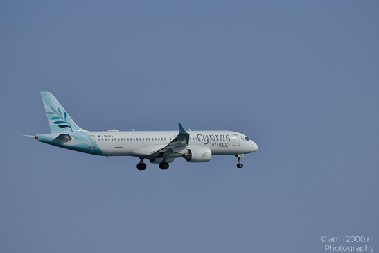 Cyprus_Airways_Airbus_A220-300_5B_DEA_Landing_In_Larnaca_Cyprus_Aviation_Photography_Canon_EOS_R5_Mark_II_2026_004.JPG