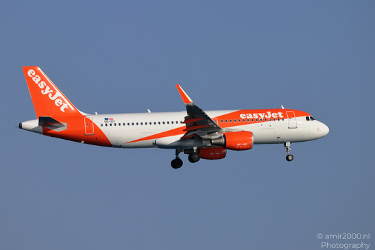 Easyjet_Airbus_A320-200_OE-ICI_Landing_Larnaca_Cyprus_Aviation_Photography_Canon_EOS_R5_Mark_II_2026_005.JPG