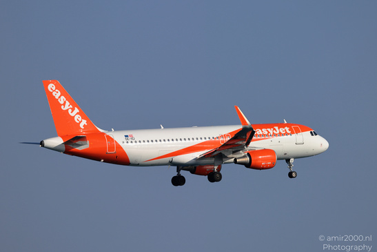 Easyjet_Airbus_A320-200_OE-ICI_Landing_Larnaca_Cyprus_Aviation_Photography_Canon_EOS_R5_Mark_II_2026_006.JPG