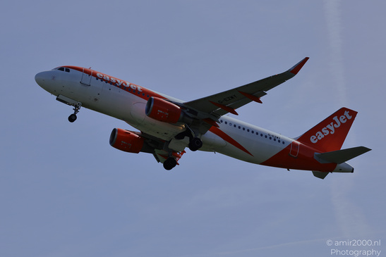 Easyjet_Airbus_A320_G-EZWY_Takes_Off_Schiphol_Netherlands_Aviation_Photography_Canon_EOS_R5_Mark_II_2026_004.JPG
