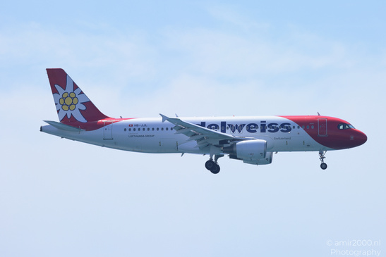 Edelweiss_Lufthansa_Group_Airbus_A320-200_HB-JJL_Landing_Larnaca_Cyprus_Aviation_Photography_Canon_EOS_R5_Mark_II_2026_003.JPG