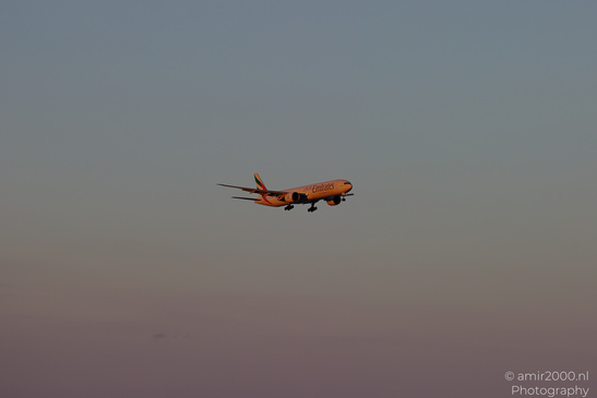 Emirates_Boeing_777-300ER_A6_EPK_Landing_During_Sunset_Larnaca_Cyprus_Aviation_Photography_Canon_EOS_R5_Mark_II_2026_001.JPG