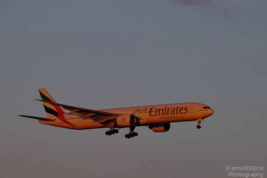 Emirates_Boeing_777-300ER_A6_EPK_Landing_During_Sunset_Larnaca_Cyprus_Aviation_Photography_Canon_EOS_R5_Mark_II_2026_003.JPG