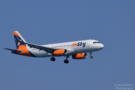 HiSky_Europe_Airbus_A320-200_YR-BEE_Landing_Larnaca_Cyprus_Aviation_Photography_Canon_EOS_R5_Mark_II_2026_002.JPG