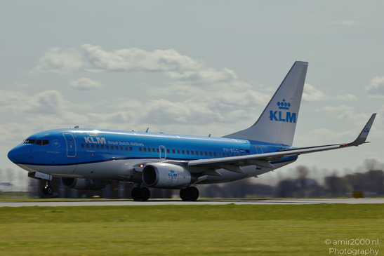 KLM_Boeing_737-700_PH-BGG_The_Flying_Dutchman_Take_Off_Schiphol_Netherlands_Aviation_Photography_Canon_EOS_R5_Mark_II_2026_003.JPG