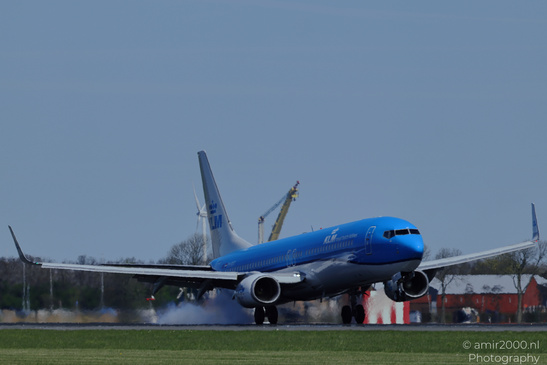 KLM_Boeing_737-900_PH-BXT_Landing_Schiphol_Netherlands_Aviation_Photography_Canon_EOS_R5_Mark_II_2026_001.JPG