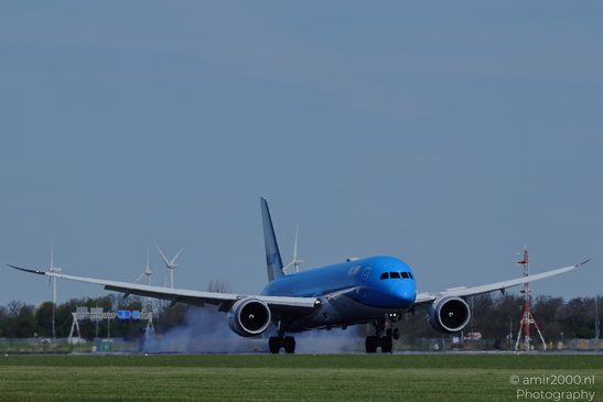 KLM_Boeing_787_9_Dreamliner_PH-BHD_Landing_Schiphol_Netherlands_Aviation_Photography_Canon_EOS_R5_Mark_II_2026_004.JPG