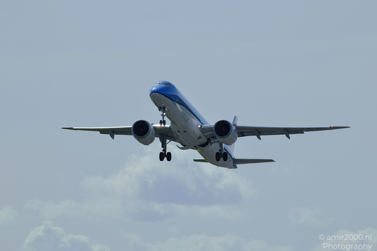 KLM_Cityhopper_Boeing_737-800_PH-NXY_Take_Off_Schiphol_Netherlands_Aviation_Photography_Canon_EOS_R5_Mark_II_2026_002.JPG