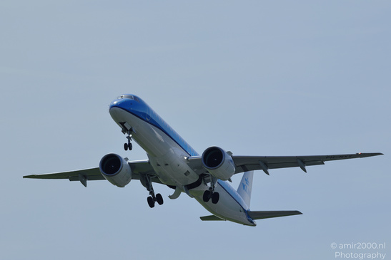 KLM_Cityhopper_Boeing_737-800_PH-NXY_Take_Off_Schiphol_Netherlands_Aviation_Photography_Canon_EOS_R5_Mark_II_2026_003.JPG