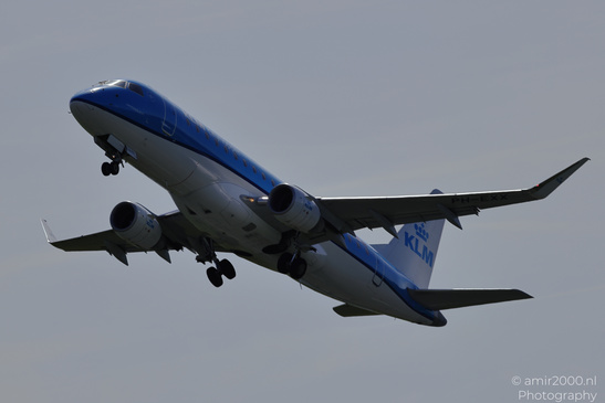 KLM_Cityhopper_Boeing_7378-800_PH-EXX_Take_Off_Schiphol_Netherlands_Aviation_Photography_Canon_EOS_R5_Mark_II_2026_004.JPG