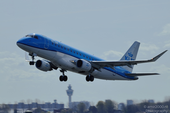 KLM_Cityhopper_Embraer_E175_PH-EXJ_Take_Off_Schiphol_Netherlands_Aviation_Photography_Canon_EOS_R5_Mark_II_2026_002.JPG