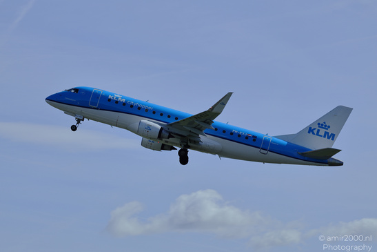 KLM_Cityhopper_Embraer_E175_PH-EXJ_Take_Off_Schiphol_Netherlands_Aviation_Photography_Canon_EOS_R5_Mark_II_2026_004.JPG