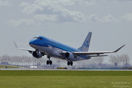 KLM_Cityhopper_Embraer_E175_PH-EXN_Take_Off_Schiphol_Netherlands_Aviation_Photography_Canon_EOS_R5_Mark_II_2026_003.JPG