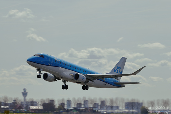 KLM_Cityhopper_Embraer_E175_PH-EXN_Take_Off_Schiphol_Netherlands_Aviation_Photography_Canon_EOS_R5_Mark_II_2026_004.JPG