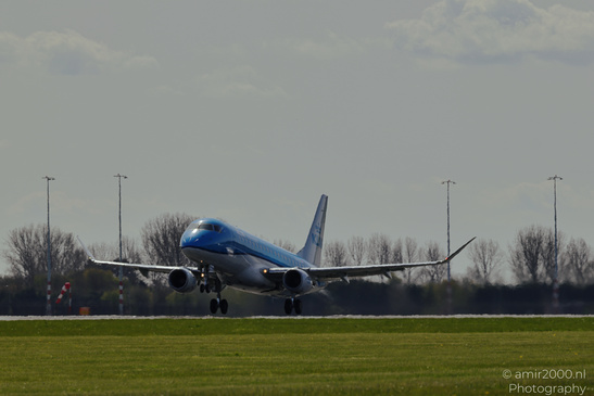 KLM_Cityhopper_Embraer_E175_PH-EXO_Take_Off_Schiphol_Netherlands_Aviation_Photography_Canon_EOS_R5_Mark_II_2026_001.JPG
