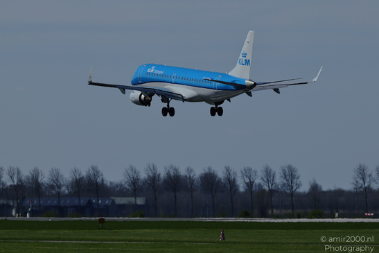 KLM_Cityhopper_Embraer_E190_PH-EZG_Take_Off_Schiphol_Netherlands_Aviation_Photography_Canon_EOS_R5_Mark_II_2026_004.JPG