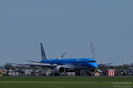 KLM_Cityhopper_Embraer_E195-E2_PH-NXT_Landing_Schiphol_Netherlands_Aviation_Photography_Canon_EOS_R5_Mark_II_2026_003.JPG