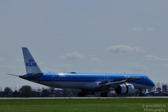 KLM_Cityhopper_Embraer_E195-E2_PH-NXT_Landing_Schiphol_Netherlands_Aviation_Photography_Canon_EOS_R5_Mark_II_2026_007.JPG