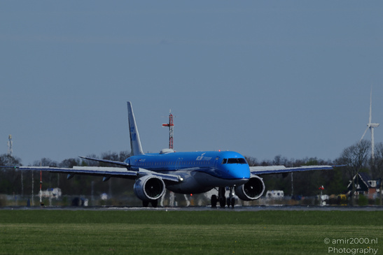 KLM_Cityhopper_Embraer_E195-E2_PH-NXV_Landing_Schiphol_Netherlands_Aviation_Photography_Canon_EOS_R5_Mark_II_2026_001.JPG