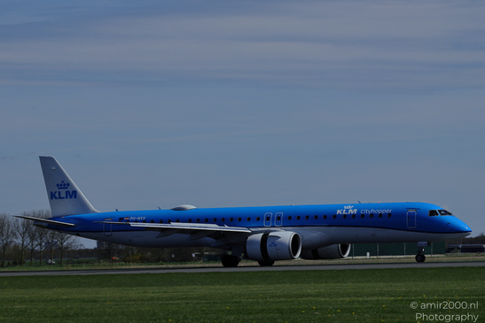 KLM_Cityhopper_Embraer_E195-E2_PH-NXV_Landing_Schiphol_Netherlands_Aviation_Photography_Canon_EOS_R5_Mark_II_2026_003.JPG