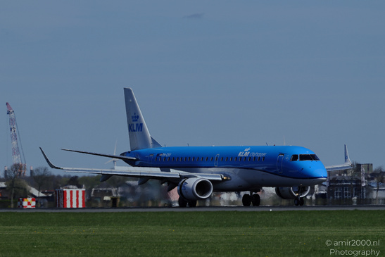 KLM_Cityhopper_Embraer_ERJ-190_PH-EXV_Landing_Schiphol_Netherlands_Aviation_Photography_Canon_EOS_R5_Mark_II_2026_003.JPG
