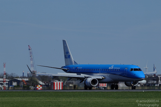 KLM_Cityhopper_Embraer_ERJ-190_PH-EZH_Landing_Schiphol_Netherlands_Aviation_Photography_Canon_EOS_R5_Mark_II_2026_003.JPG