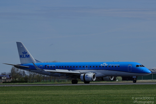 KLM_Cityhopper_Embraer_ERJ-190_PH-EZH_Landing_Schiphol_Netherlands_Aviation_Photography_Canon_EOS_R5_Mark_II_2026_005.JPG
