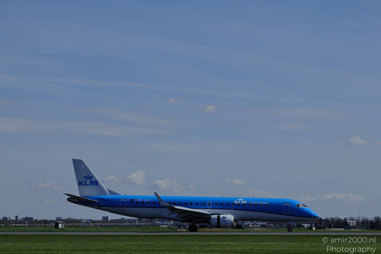 KLM_Cityhopper_Embraer_ERJ-190_PH-EZS_Landing_Schiphol_Netherlands_Aviation_Photography_Canon_EOS_R5_Mark_II_2026_006.JPG