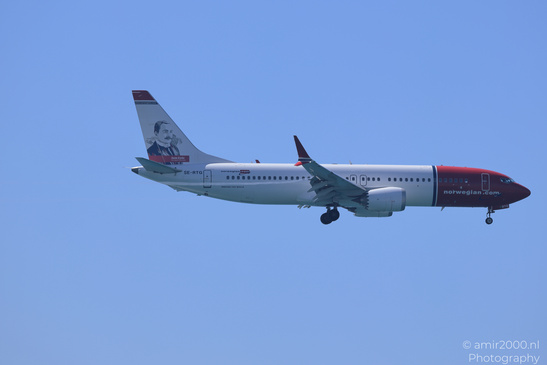 Norwegian_Air_Sweden_AOC_Boeing_737-800_Max_B_SE-RTG_Landing_Larnaca_Cyprus_Aviation_Photography_Canon_EOS_R5_Mark_II_2026_002.JPG
