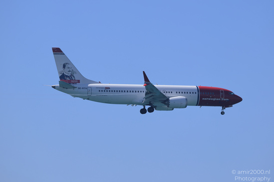 Norwegian_Air_Sweden_AOC_Boeing_737-800_Max_B_SE-RTG_Landing_Larnaca_Cyprus_Aviation_Photography_Canon_EOS_R5_Mark_II_2026_003.JPG