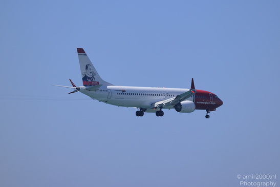 Norwegian_Air_Sweden_AOC_Boeing_737-800_Max_B_SE-RTG_Landing_Larnaca_Cyprus_Aviation_Photography_Canon_EOS_R5_Mark_II_2026_004.JPG