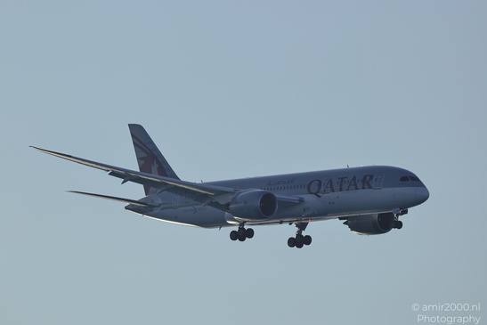 Qatar_Airways_Boeing_787_8_Dreamliner_A7_BCP_Landing_In_Larnaca_Cyprus_Aviation_Photography_Canon_EOS_R5_Mark_II_2026_001.JPG