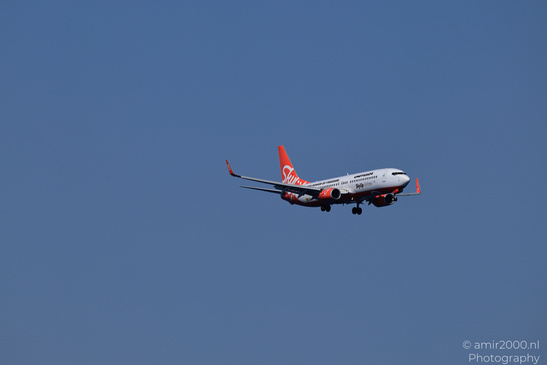 SkyUp_Airlines_UNITED24_Boeing_737-800_9H-SAU_Landing_Larnaca_Cyprus_Aviation_Photography_Canon_EOS_R5_Mark_II_2026_001.JPG