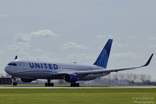 United_Airlines_Boeing_737-800_N672UA_Take_Off_From_Schiphol_Netherlands_Aviation_Photography_Canon_EOS_R5_Mark_II_2026_004.JPG