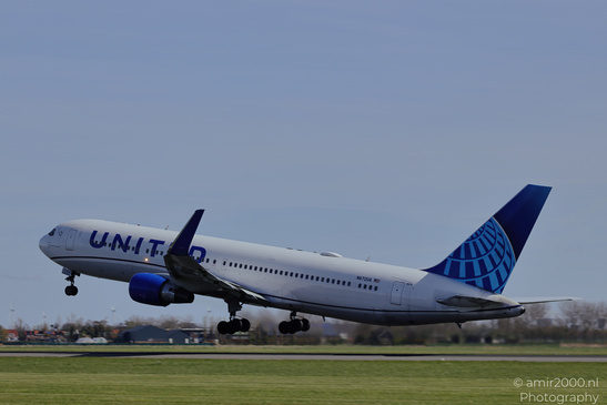 United_Airlines_Boeing_737-800_N672UA_Take_Off_From_Schiphol_Netherlands_Aviation_Photography_Canon_EOS_R5_Mark_II_2026_007.JPG