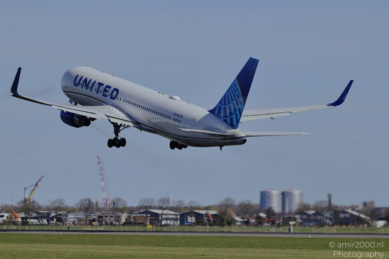 United_Airlines_Boeing_737-800_N672UA_Take_Off_From_Schiphol_Netherlands_Aviation_Photography_Canon_EOS_R5_Mark_II_2026_009.JPG