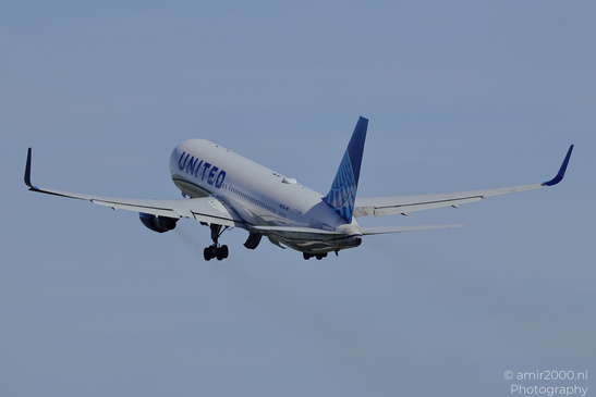 United_Airlines_Boeing_737-800_N672UA_Take_Off_From_Schiphol_Netherlands_Aviation_Photography_Canon_EOS_R5_Mark_II_2026_010.JPG