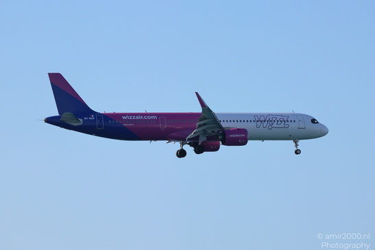 Wizz_Air_Airbus_A321NEO_9H-WDM_Landing_Larnaca_Cyprus_Aviation_Photography_Canon_EOS_R5_Mark_II_2026_005.JPG