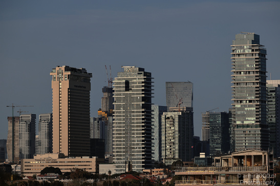Beachfront_Skyscrapers_In_Urban_Coastal_Mediterranean_Sea_Tel_Aviv_Jaffa_Israel_Cityscape_Photography_Canon_EOS_R5_Mark_II_2026_009.JPG