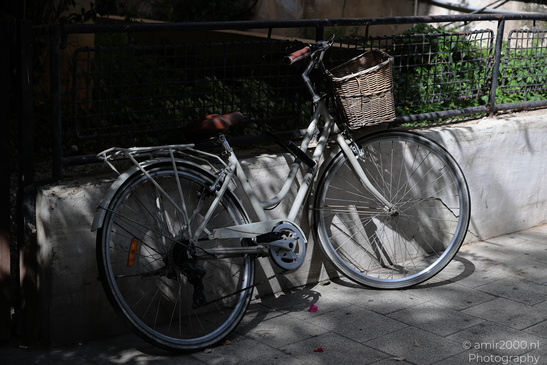 Bicycle_In_The_City_Tel_Aviv_Jaffa_Israel_Cityscape_Photography_Canon_EOS_R5_Mark_II_2026_002.JPG