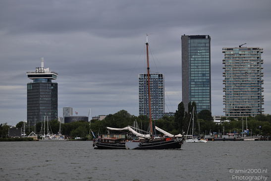Looking_At_The_City_North_Skyline_Amsterdam_Netherlands_Cityscape_Photography_Canon_EOS_R5_Mark_II_2026_002.JPG