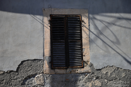 Old_Doors_And_Windows_Around_Larnaca_Cyprus_Cityscape_Photography_Canon_EOS_R5_Mark_II_2026_005.JPG