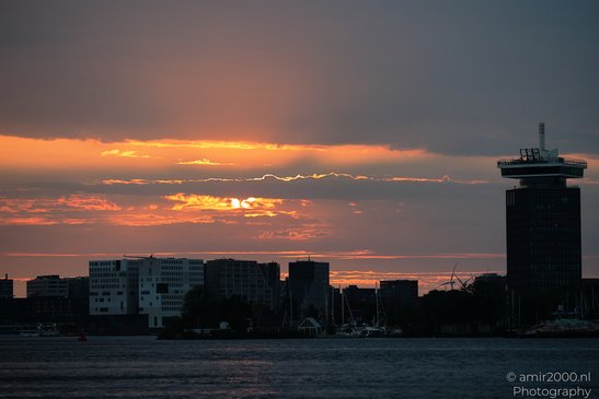 Sunset_Over_The_City_Amsterdam_Netherlands_Cityscape_Photography_Canon_EOS_R5_Mark_II_2026_001.JPG