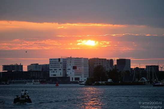 Sunset_Over_The_City_Amsterdam_Netherlands_Cityscape_Photography_Canon_EOS_R5_Mark_II_2026_002.JPG