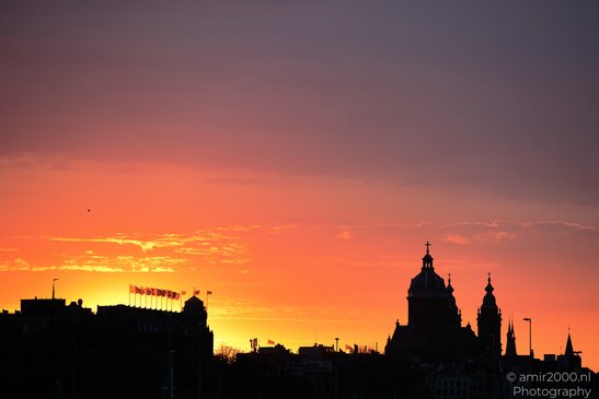 Sunset_Over_The_City_Amsterdam_Netherlands_Cityscape_Photography_Canon_EOS_R5_Mark_II_2026_006.JPG