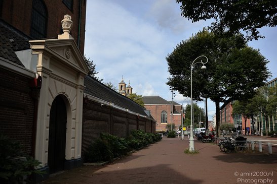 The_Uniqueness_Center_Of_Amsterdam_Netherlands_Cityscape_Photography_Canon_EOS_R5_Mark_II_2026_001.JPG