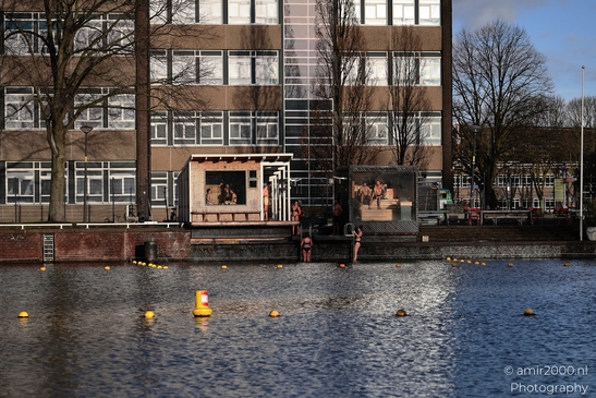 Urban_Canal_With_Sauna_In_Marineterrein_Amsterdam_Netherlands_Cityscape_Photography_Canon_EOS_R5_Mark_II_2026_003.JPG