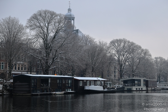 Winter_Snowcovered_Wittenburgergracht_Amsterdam_Netherlands_Cityscape_Photography_Canon_EOS_R5_Mark_II_2026_001.JPG