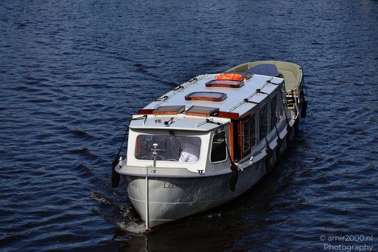 Boat_On_The_Canal_Of_Amsterdam_Netherlands_Miscellaneous_Photography_Canon_EOS_R5_Mark_II_2026_002.JPG